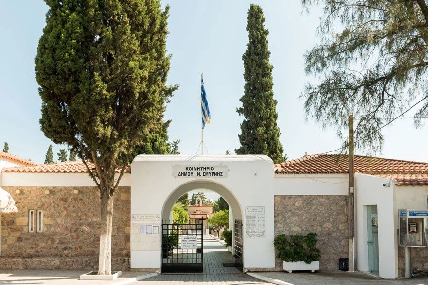 Εργασίες απολύμανσης στο δημοτικό κοιμητήριο