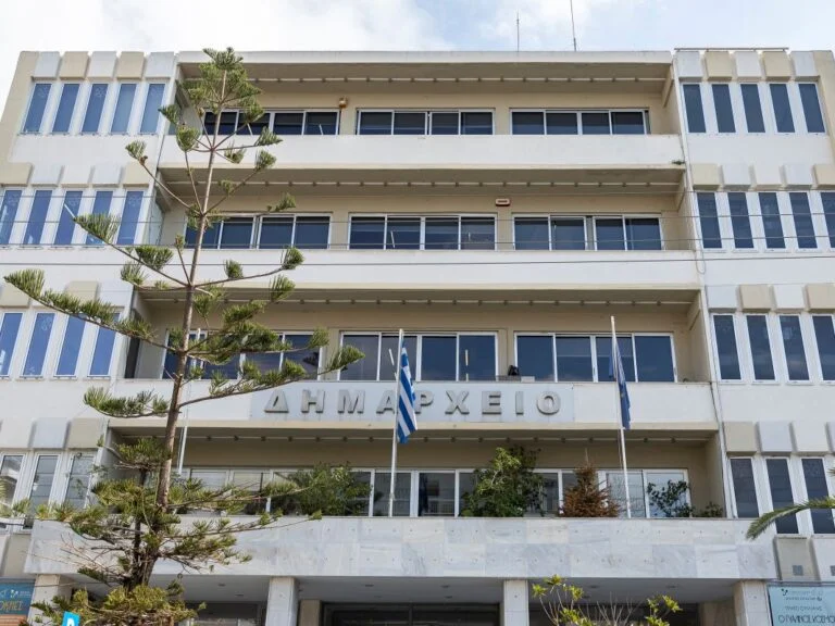 Ματαίωση της παρέλασης της 28ης Οκτωβρίου, λόγω επικίνδυνων καιρικών φαινομένων
